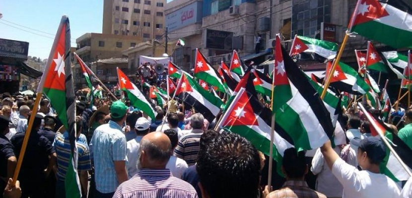 اعتقال 3 وإصابة 4 فلسطينيين في مسيرات مناهضة لإسرائيل ومتضامنة مع الأسرى