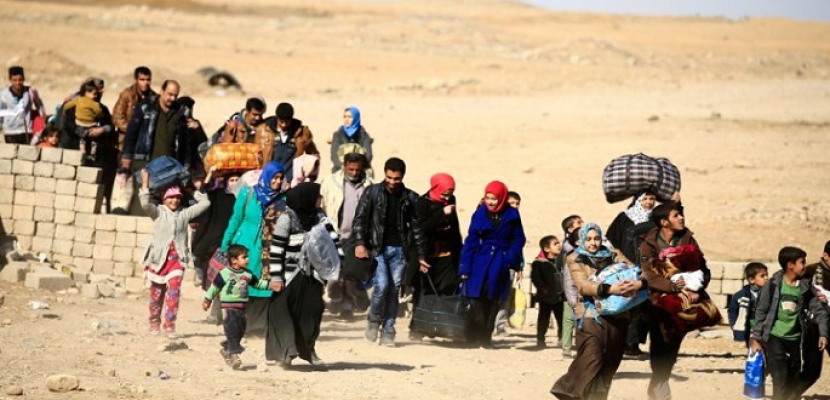 ناشطون سوريون: داعش يتفاوض مع الأكراد على تسليم الرقة مقابل الخروج الآمن