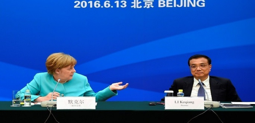 المستشارة الألمانية ورئيس الوزراء الصيني يعقدان مباحثات في برلين