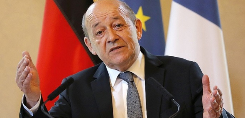 فرنسا تحث تركيا على ضبط النفس في عمليتها بسوريا
