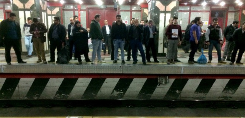 حادث طعن فى مترو طهران .. والشرطة تقتل المهاجم بالرصاص