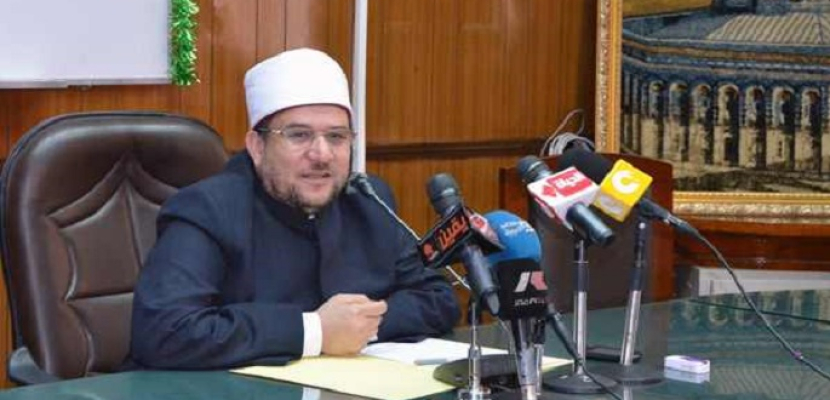 وزير الأوقاف يبحث مع بعض وفود مؤتمر الشؤون الإسلامية سبل مواجهة الإرهاب