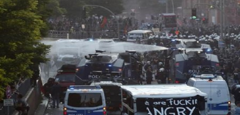 الشرطة الألمانية تستخدم مدفع مياه ضد مظاهرة مناهضة لمجموعة العشرين