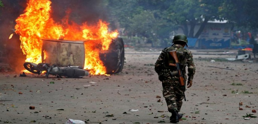 تبادل اطلاق النار بين الجيش الهندي ومسلحين بإقليم كشمير