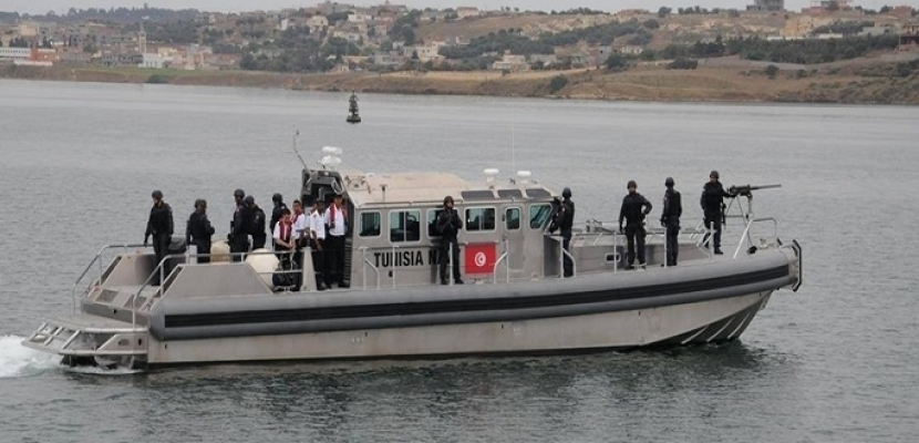 تونس تعتقل مهرب مهاجرين رئيسيا وشريكا له بعد أسابيع من غرق 87 مهاجرا
