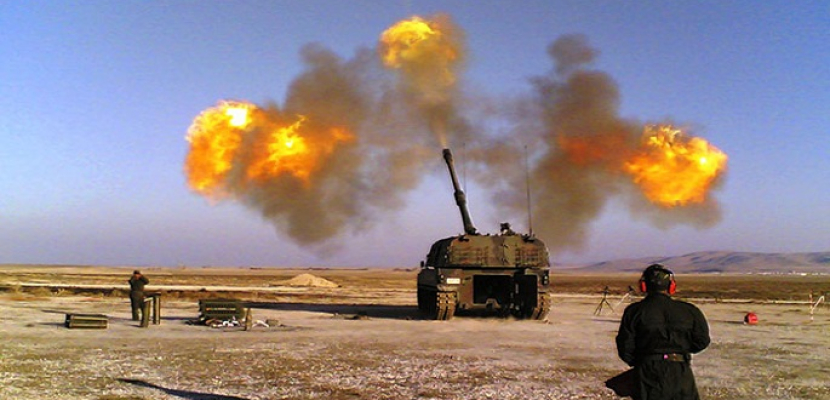 الجيش التركى يجدد قصفه على عفرين استعداداً لهجوم برى على شمال سوريا