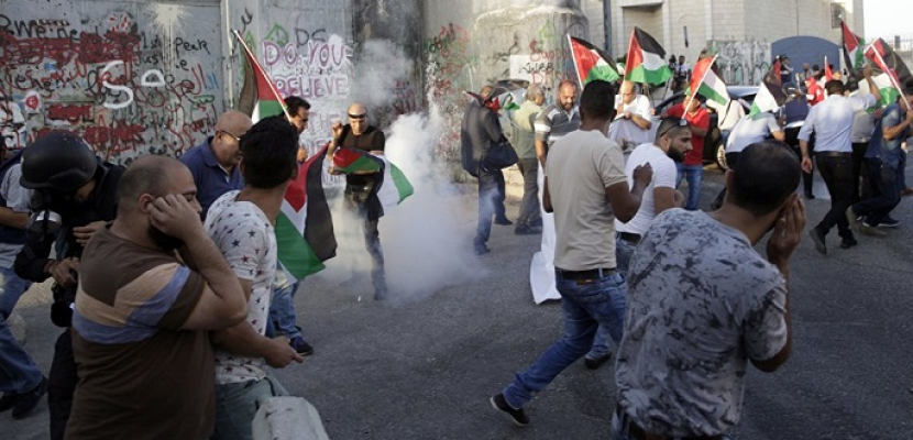 صحيفة الرياض: القضية الفلسطينية هي القضية المركزية العربية الأولى دون منازع