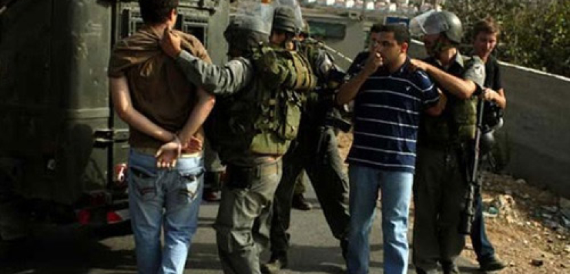 إسرائيل تعتقل 20 فلسطينيا فى الضفة بينهم أربعة صحفيين