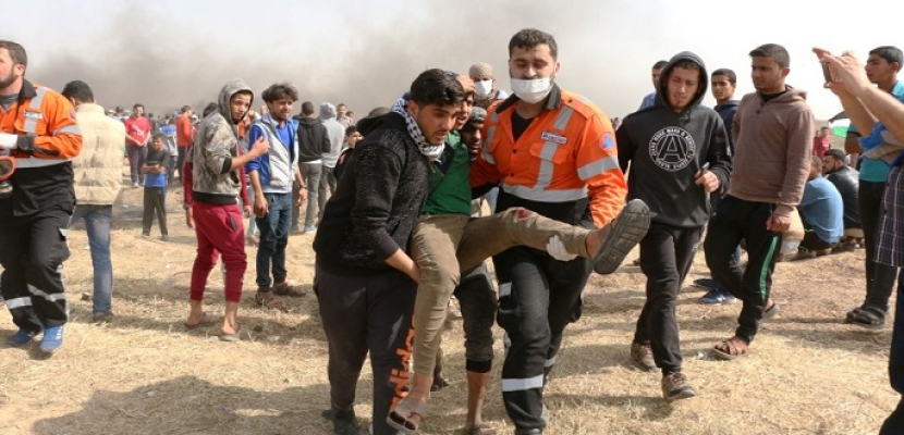 4 شهداء ومئات المصابين برصاص الاحتلال الإسرائيلي على حدود غزة