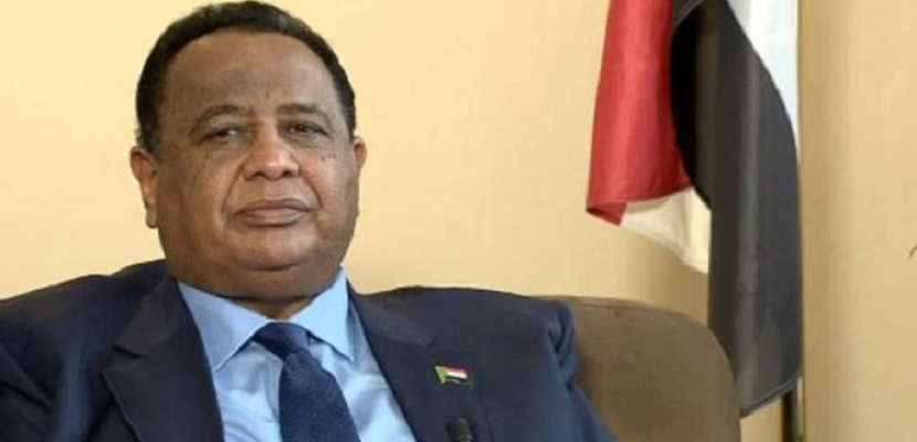الرئيس السوداني يقرر إعفاء وزير الخارجية من منصبه