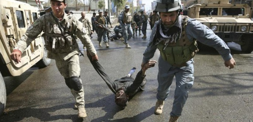 مقتل وإصابة 14 شخصاً في هجوم لحركة “طالبان” غربي أفغانستان