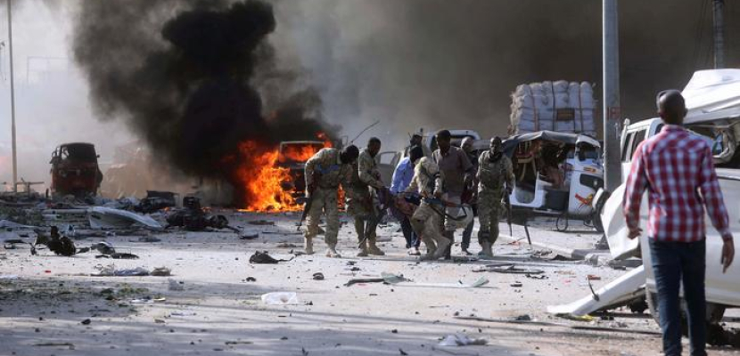 انفجاران يهزان العاصمة الصومالية مقديشيو