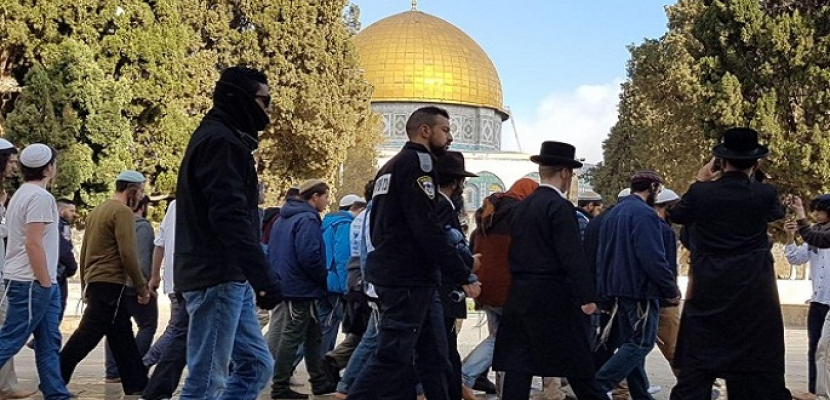 وزير إسرائيلي يقتحم المسجد الأقصى على رأس مجموعة من المستوطنين