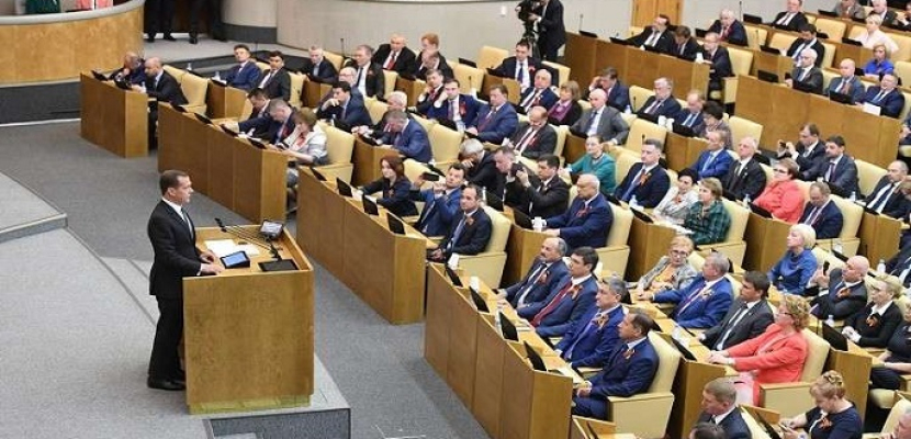 البرلمان الروسي يقر تعيين ميدفيديف رئيسا للوزراء