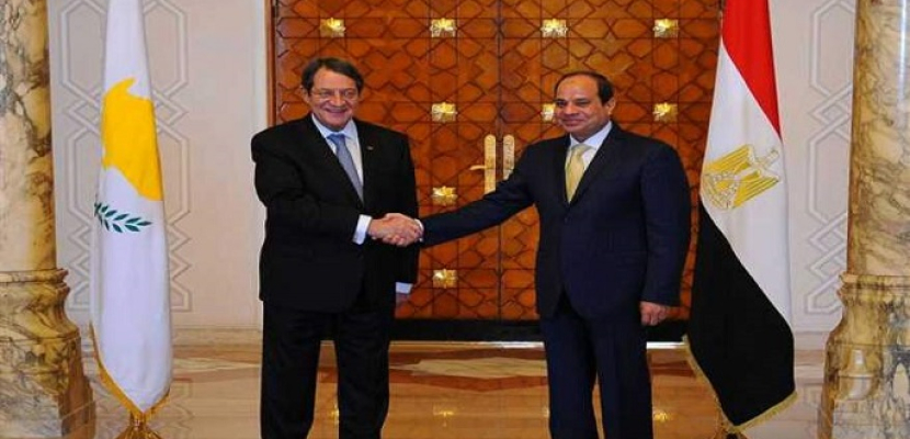المتحدث باسم الرئاسة: الوفد المرافق للرئيس القبرصي سلم مصر 14 قطعة أثرية