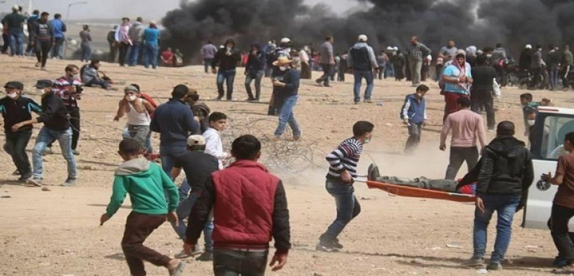 إصابة 32 فلسطينيًا بنيران الاحتلال الإسرائيلي شرق غزة ضمن مسيرات العودة