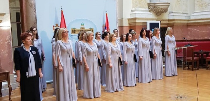 البرلمان الصربي يعزف النشيد الوطنى احتفالاً بزيارة وفد مصر