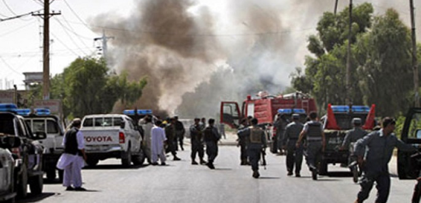 انتحاري ومسلحون من طالبان يهاجمون مقرا للشرطة في شمال أفغانستان