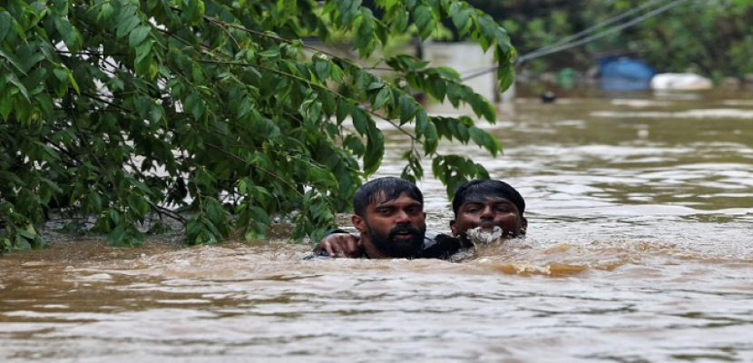 الأمطار تجلب مزيدا من المعاناة في ولاية كيرالا الهندية وعدد القتلى يصل إلى 164