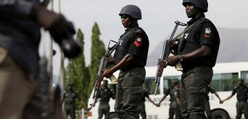 قوات الأمن النيجيرية تغلق مدخل البرلمان