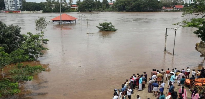 ارتفاع عدد قتلى الفيضانات في جنوب الهند إلى 79 خلال أسبوع