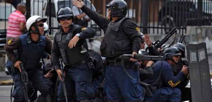 فنزويلا تحتجز 6 بعد انفجارات خلال كلمة للرئيس مادورو