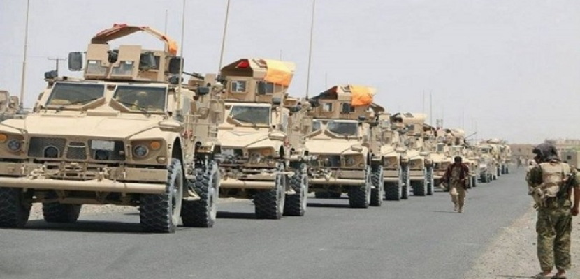الجيش اليمني يسيطر على معسكر الدفاع الجوي شرق الحديدة
