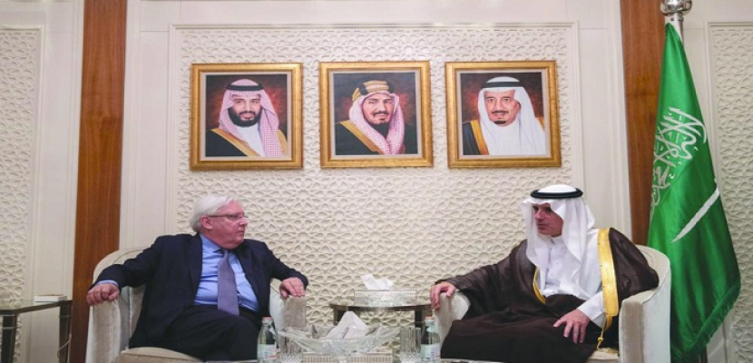 وزير الخارجية السعودي يبحث مع المبعوث الأممي جريفيث الأوضاع في اليمن