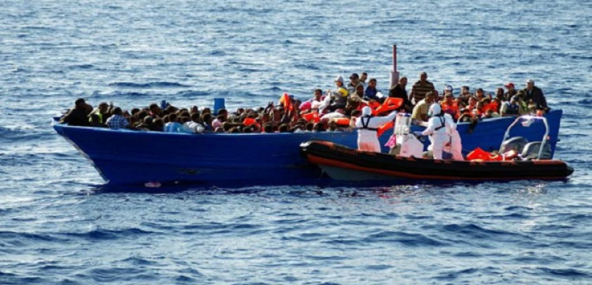 ليبيا تحبط محاولة نحو 400 مهاجر الوصول إلى أوروبا