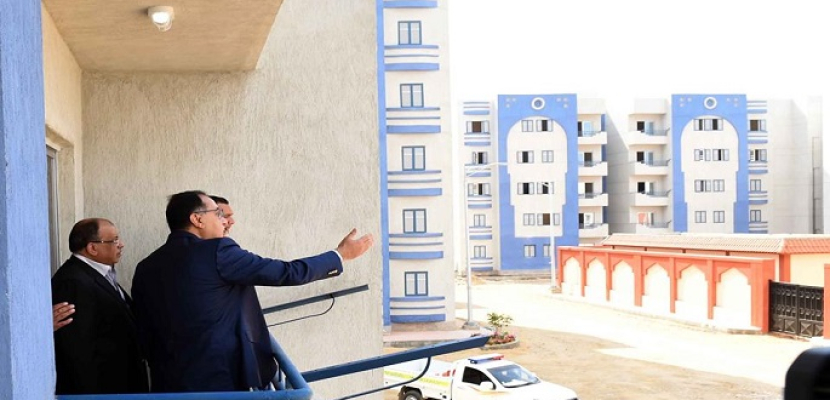 مدبولي يتفقد مشروع إنشاء 44 عمارة سكنية بقرية النورس
