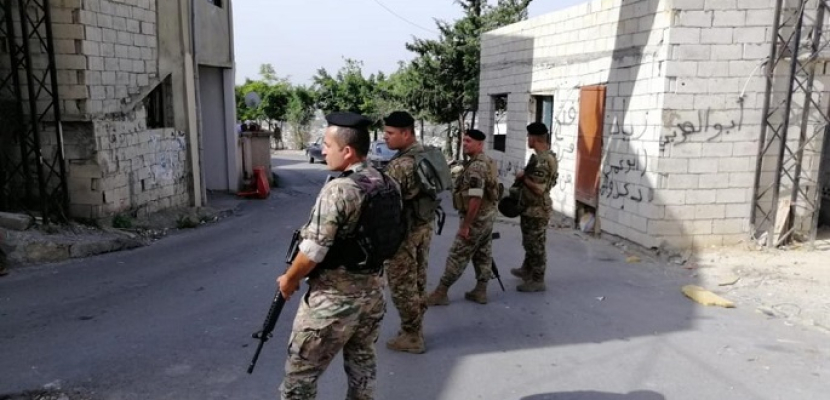 هدوء حذر بمخيم “المية ومية” في لبنان بعد اتفاق وقف إطلاق النار بين عناصر مسلحة