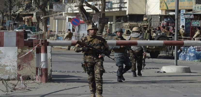 مقتل 10 عناصر من قوات الشرطة الأفغانية في هجوم لطالبان بإقليم هلمند