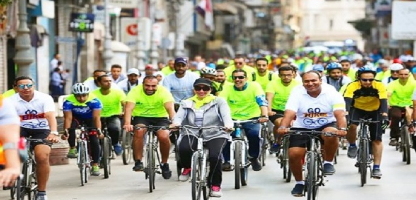 اليوم.. وزيرة البيئة تشهد انطلاق ماراثون الدراجات بمدينة شرم الشيخ
