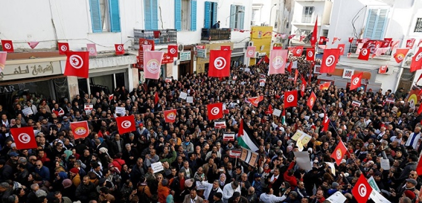 الاحتجاجات في تونس تتوسع إلى صفاقس جنوب شرق البلاد