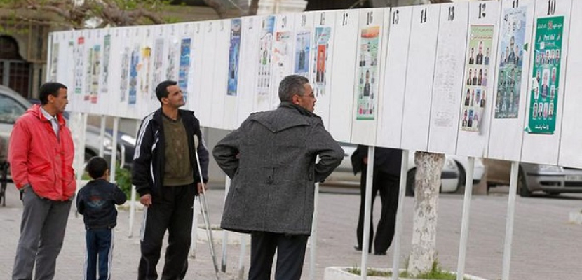 الداخلية الجزائرية : 127 مرشحا محتملا للانتخابات الرئاسية حتى مساء اليوم