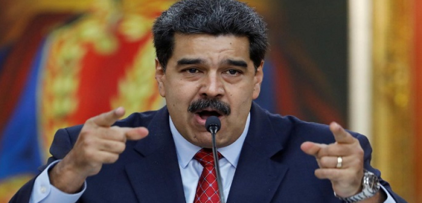 مادورو يأمر بفتح الحدود مع كولومبيا