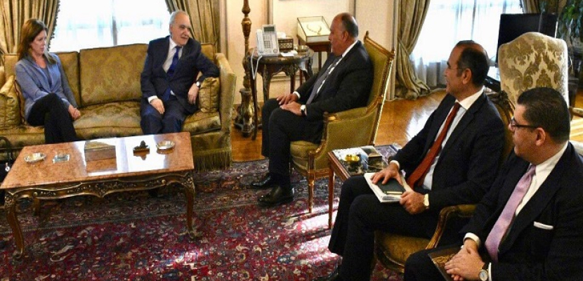 وزير الخارجية يستقبل المبعوث الأممي إلى ليبيا لبحث مستجدات الأوضاع