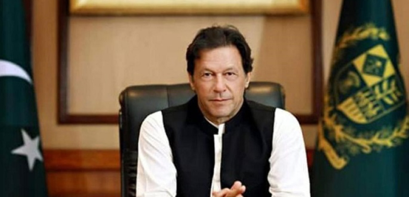 رئيس وزراء باكستان يحث على إجراء محادثات بشأن تفجير كشمير