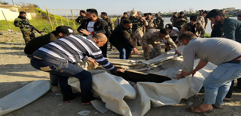 العراق : وقفة احتجاجية بالموصل تطالب بمحاسبة المتسببين بحادث غرق العبارة