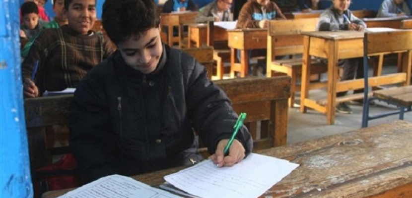 محافظ القاهرة يعتمد مواعيد امتحانات نهاية العام للابتدائية والإعدادية والنقل