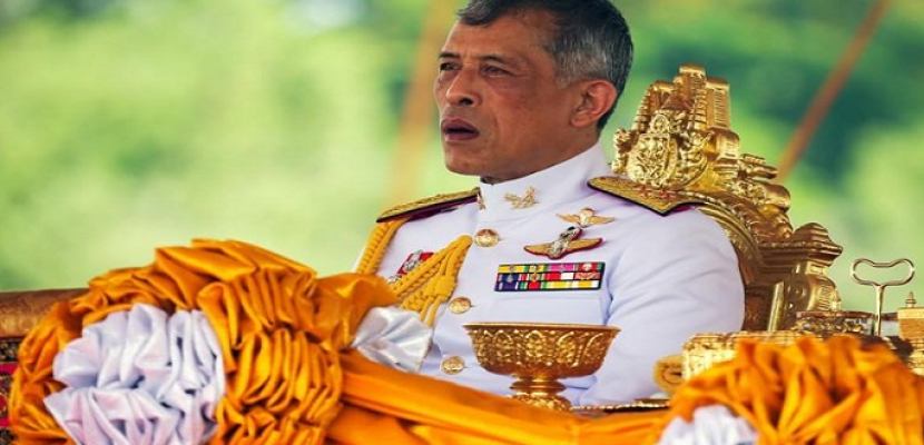 ملك تايلاند يفتتح جلسة أول برلمان منذ انقلاب عام 2014