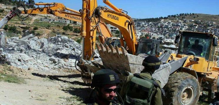 الاحتلال الإسرائيلي يهدم منزلين بالقدس بذريعة عدم الترخيص