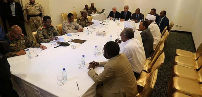 صحف السودان تهتم بالمشاورات لتشكيل المجلس السيادي