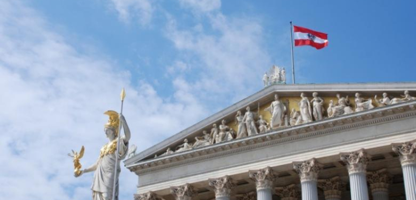انتهاء الإغلاق العام في النمسا مع استمرار فرض القيود على غير الملقحين