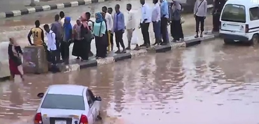 صحف السودان تُتابع آثار السيول وسط مخاوف من تفاقمها