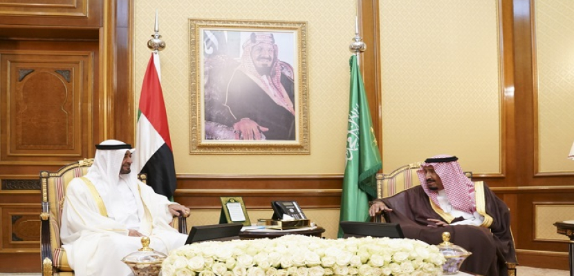 بالصور.. العاهل السعودي وولي عهد أبوظبي يؤكدان عمق العلاقات الأخوية والتوافق بشأن اليمن