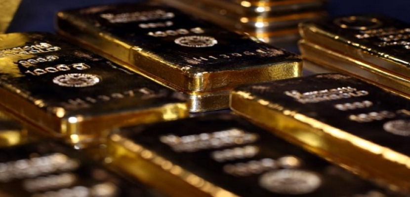 الذهب يصعد مع تراجع الدولار وآمال بشأن تحفيز أمريكي‎