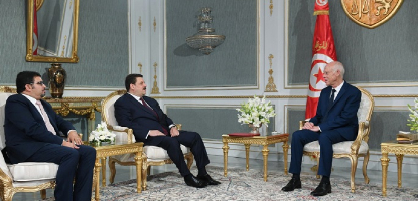 الرئيس التونسي يواصل مشاوراته مع الأحزاب بشأن تشكيل الحكومة