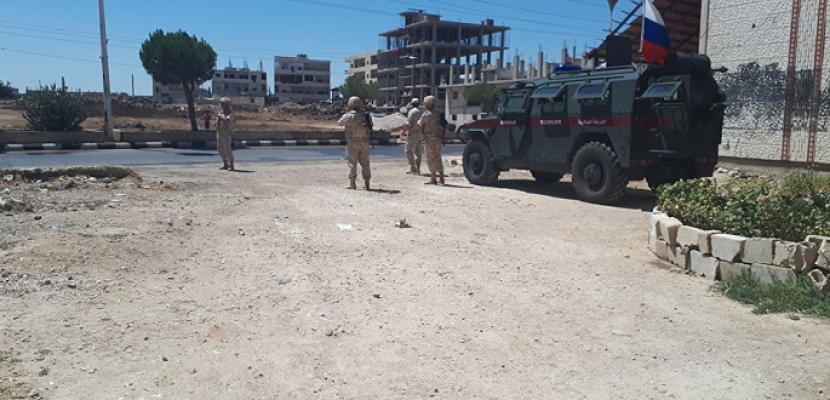 الشرطة العسكرية الروسية تنفذ دوريات على الحدود السورية التركية