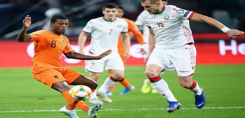 هولندا تهزم روسيا البيضاء 2-1 في تصفيات يورو 2020